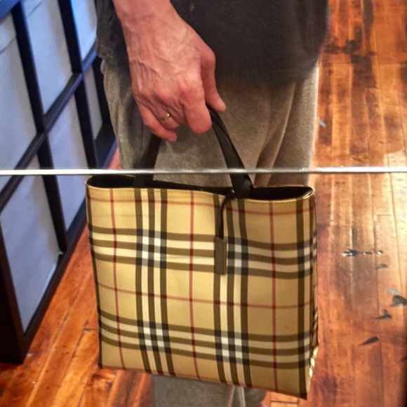 Burberry London Nova Check handbag - Picture 12 of 12